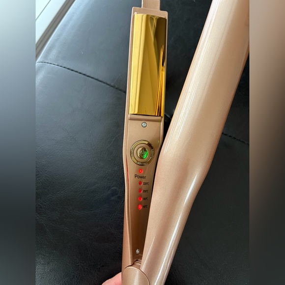 All In One Styling Tool lonic Technology Straightener & Curling Iron Rose Gold - Picture 5 of 8